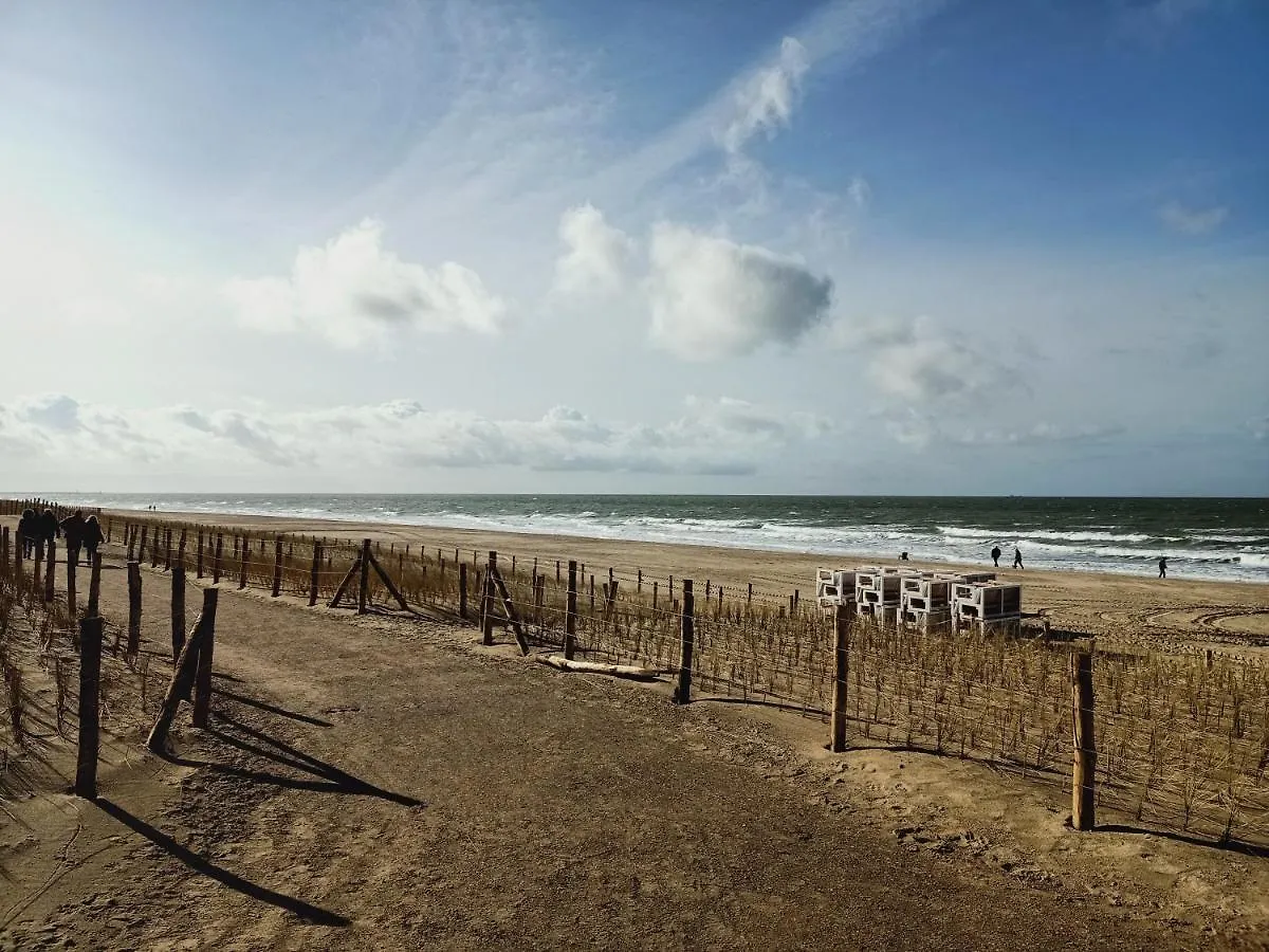 Apartment Studio Ross, Zonnig En Gezellig En Vlakbij De Zee Middelkerke