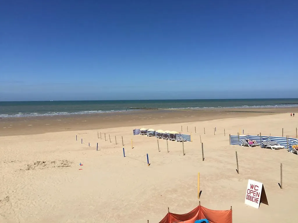 Apartment Studio Ross, Zonnig En Gezellig En Vlakbij De Zee Middelkerke