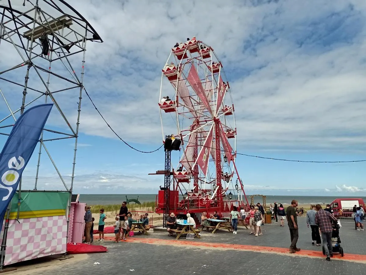 דירה מידלקרק Studio Ross, Zonnig En Gezellig En Vlakbij De Zee בלגיה